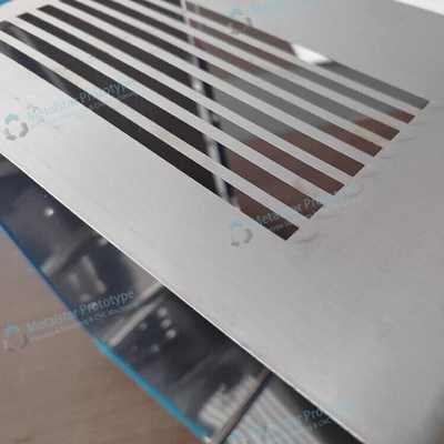 Aplicaciones domésticas prototipos rápidos piezas metálicas 304 acero inoxidable 0,8 mm