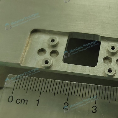 Mecanizado de prototipos de aluminio para automóviles 7075-T651 CNC